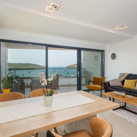 Luton Apartment Banjole Ngoại thất bức ảnh