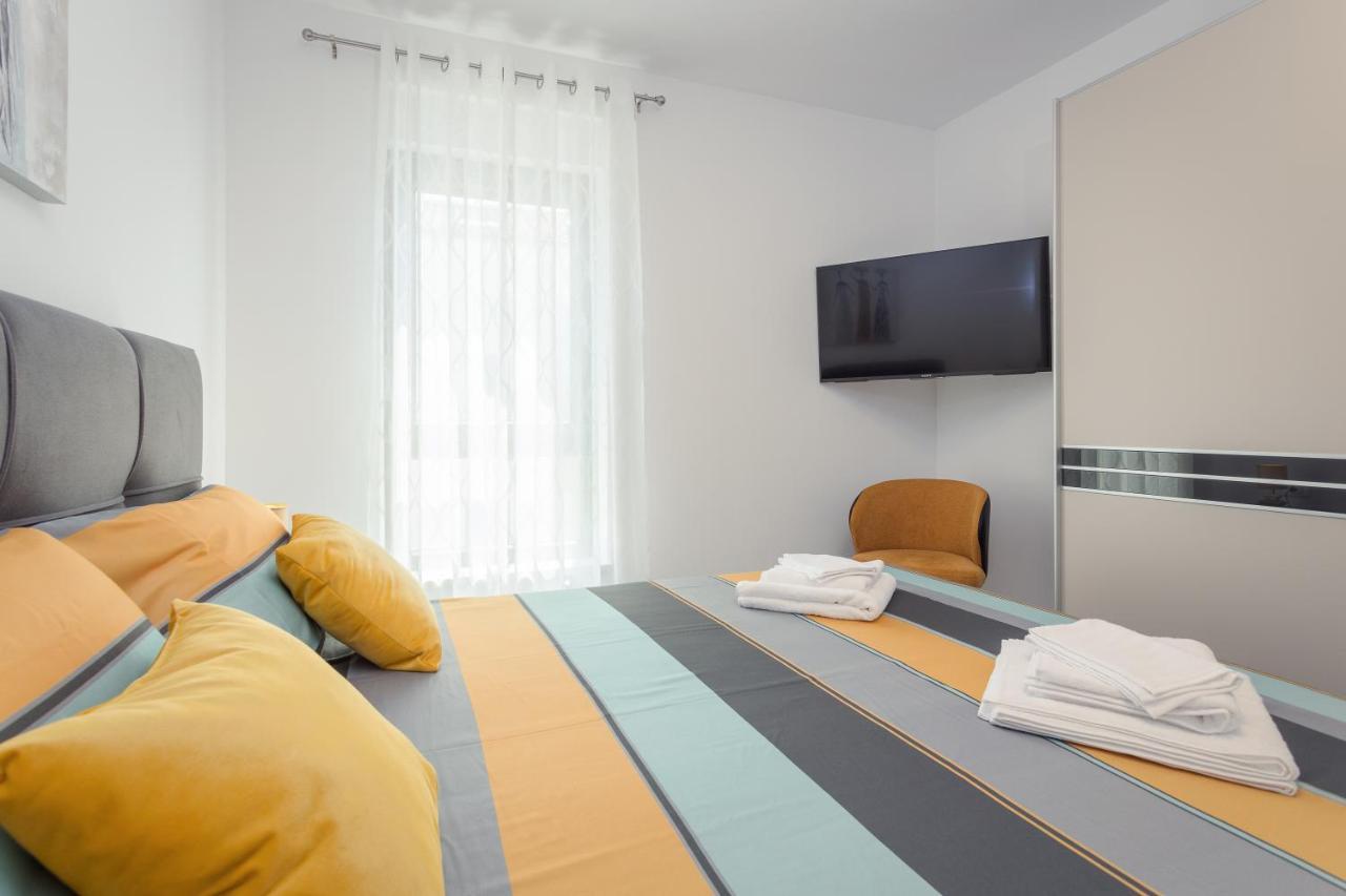 Luton Apartment Banjole Ngoại thất bức ảnh