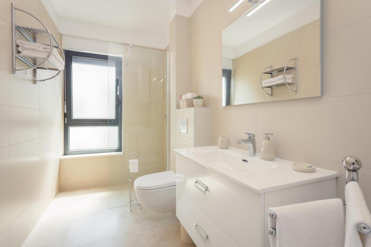 Luton Apartment Banjole Ngoại thất bức ảnh
